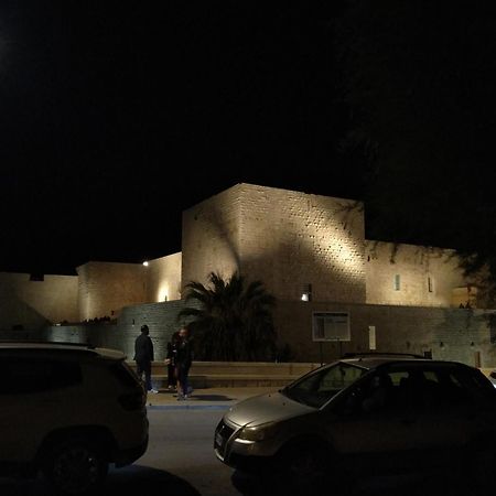 Monolocale Prezioso Villa Trani Eksteriør billede