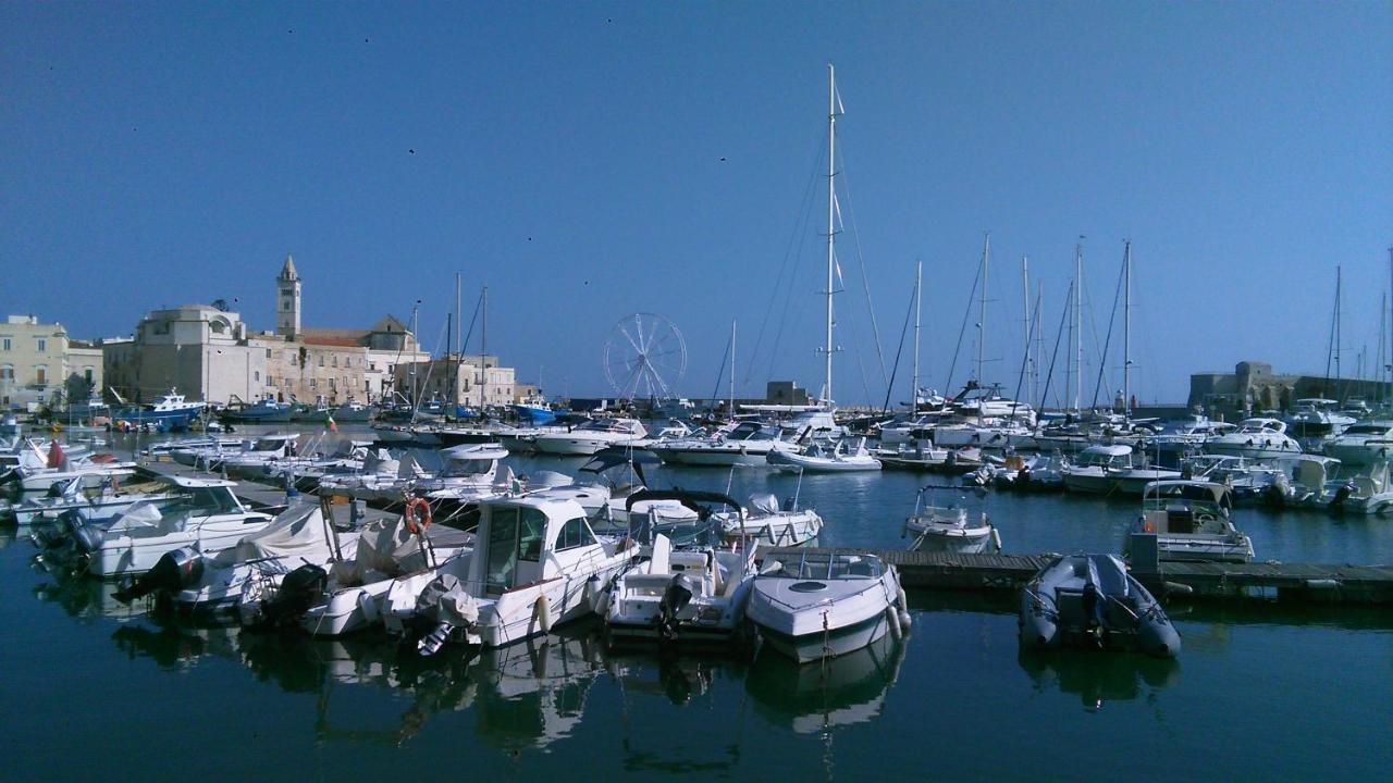 Monolocale Prezioso Villa Trani Eksteriør billede