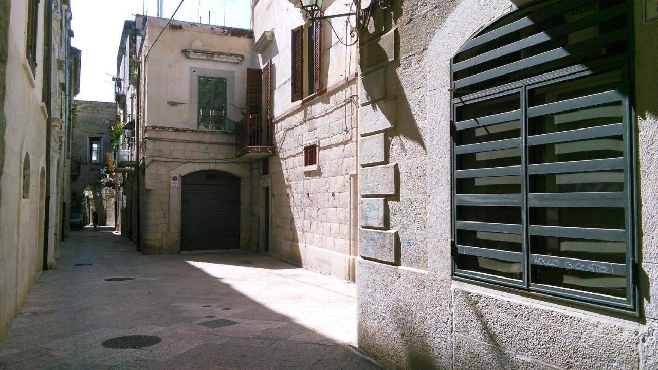 Monolocale Prezioso Villa Trani Eksteriør billede