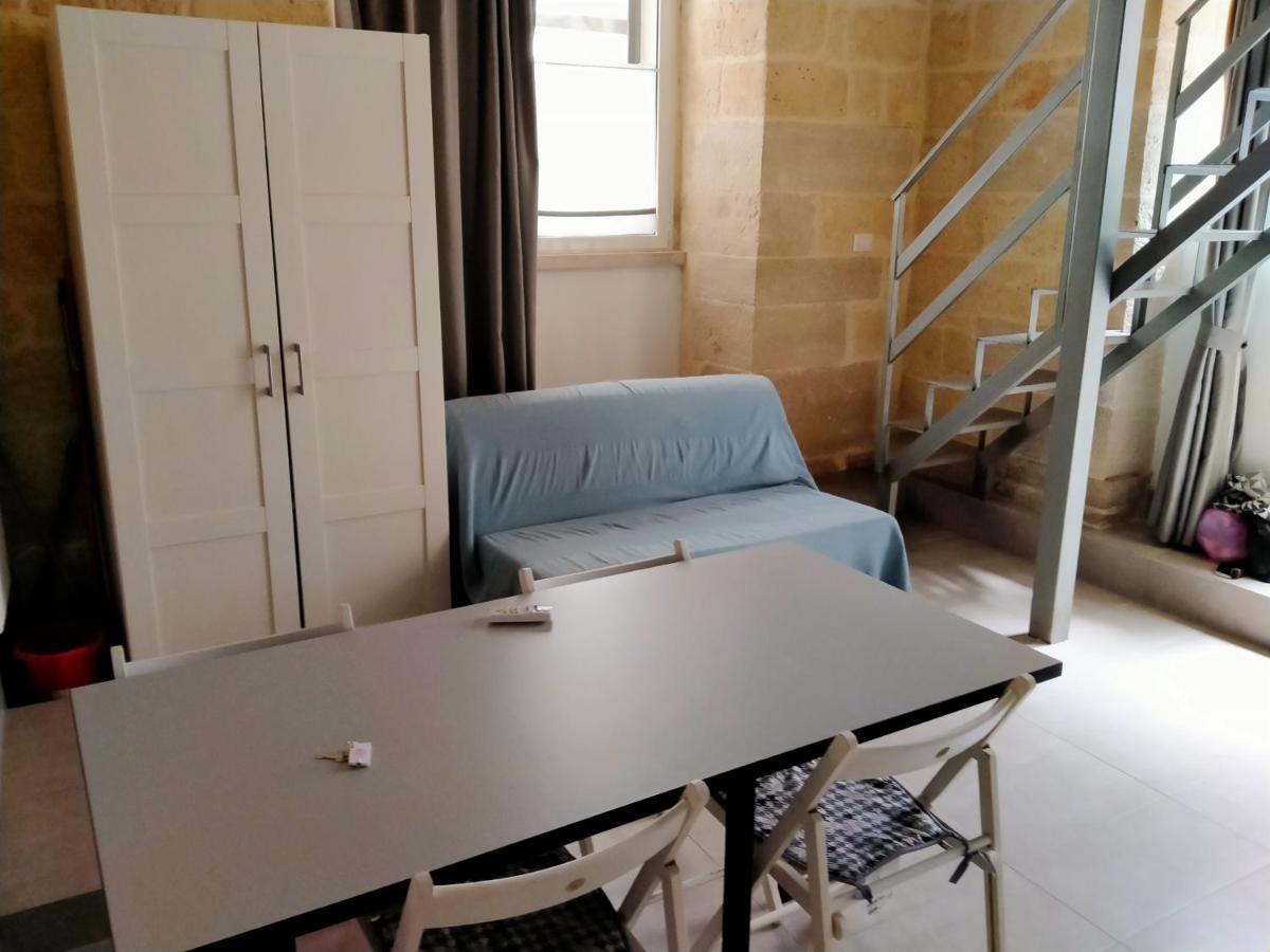 Monolocale Prezioso Villa Trani Eksteriør billede