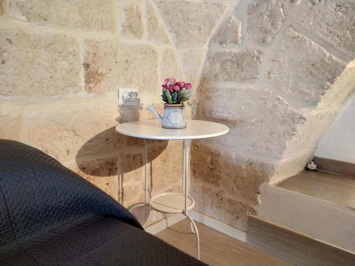 Monolocale Prezioso Villa Trani Eksteriør billede